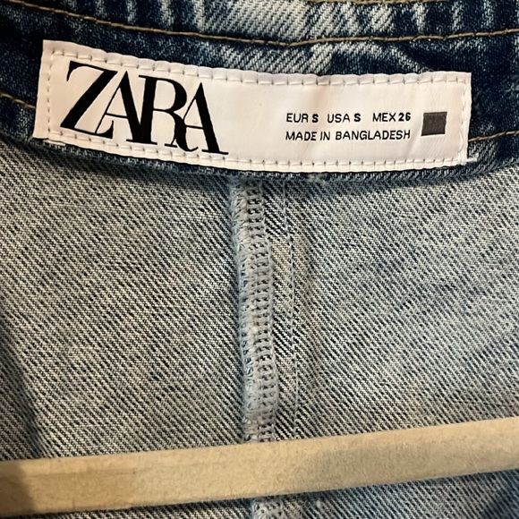 Cropped DenimVest - Picture 3 of 7